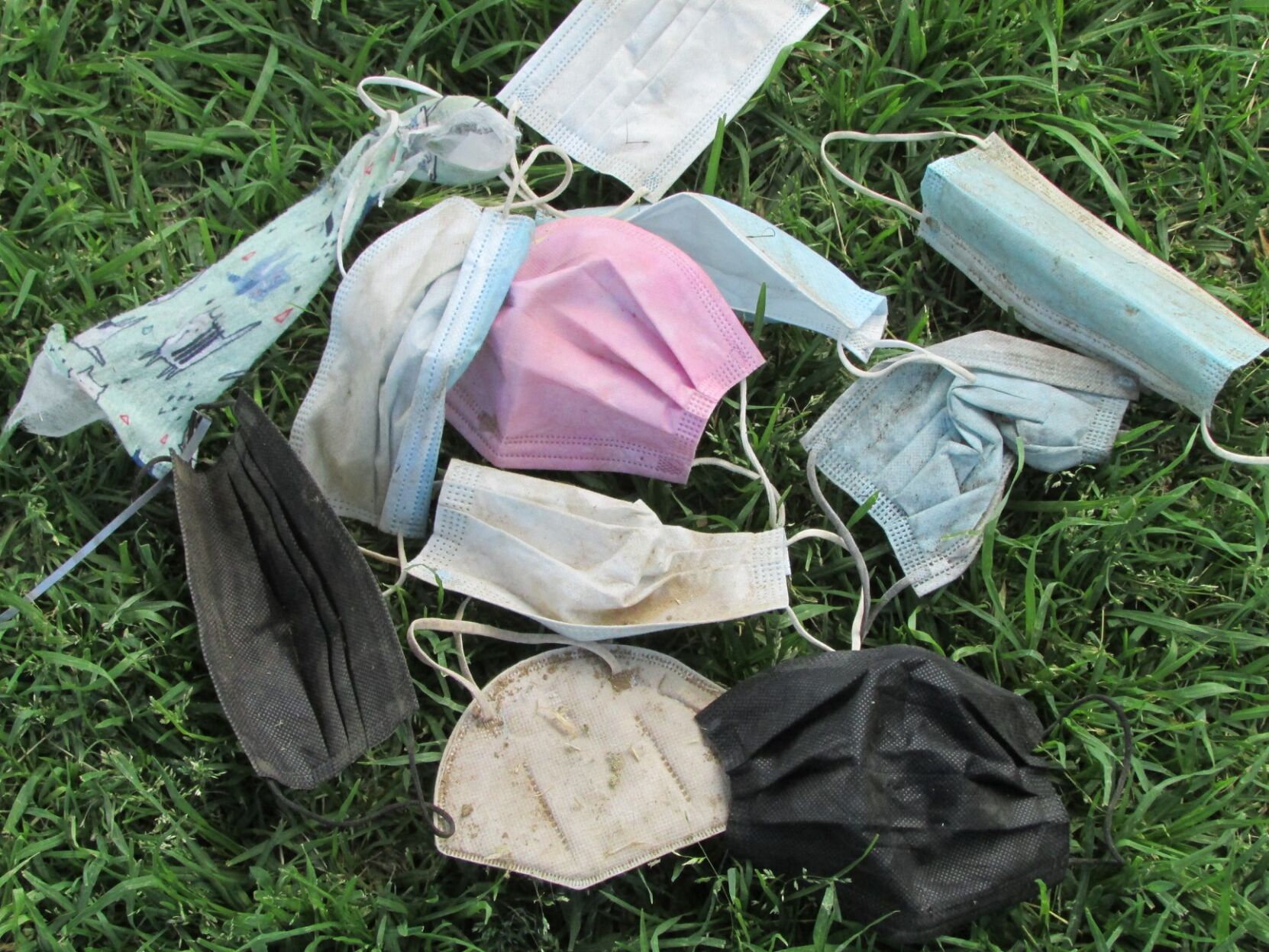 Mask Trash